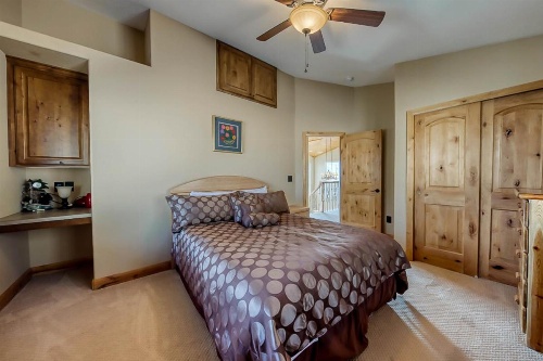 580 Hunter Ridge Dr - View~Topia image 10