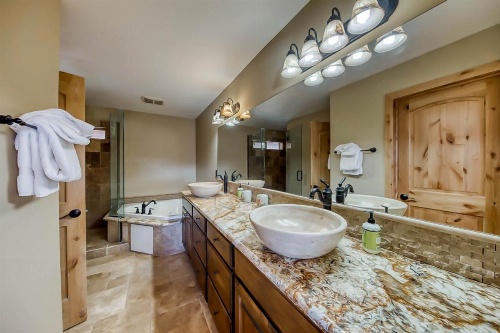 580 Hunter Ridge Dr - View~Topia image 11
