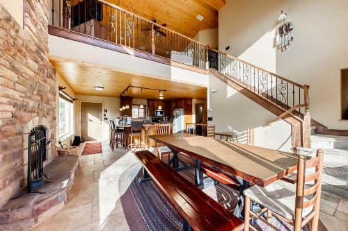 580 Hunter Ridge Dr - View~Topia image 21