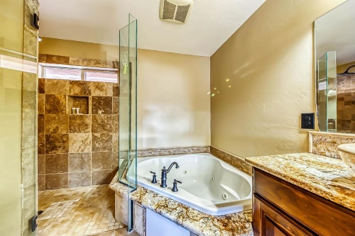 580 Hunter Ridge Dr - View~Topia image 6