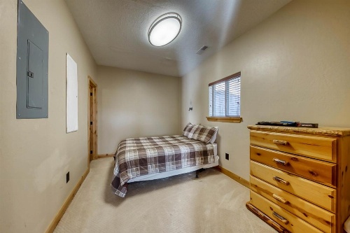 580 Hunter Ridge Dr - View~Topia image 8